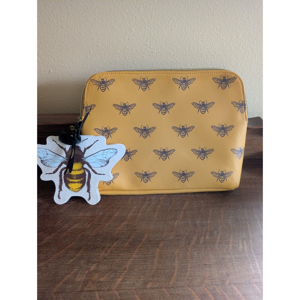 NWT Bee Makeup Bag Butterfly Charm Vinyl Gift for Gardener Mom Travel Toiletry